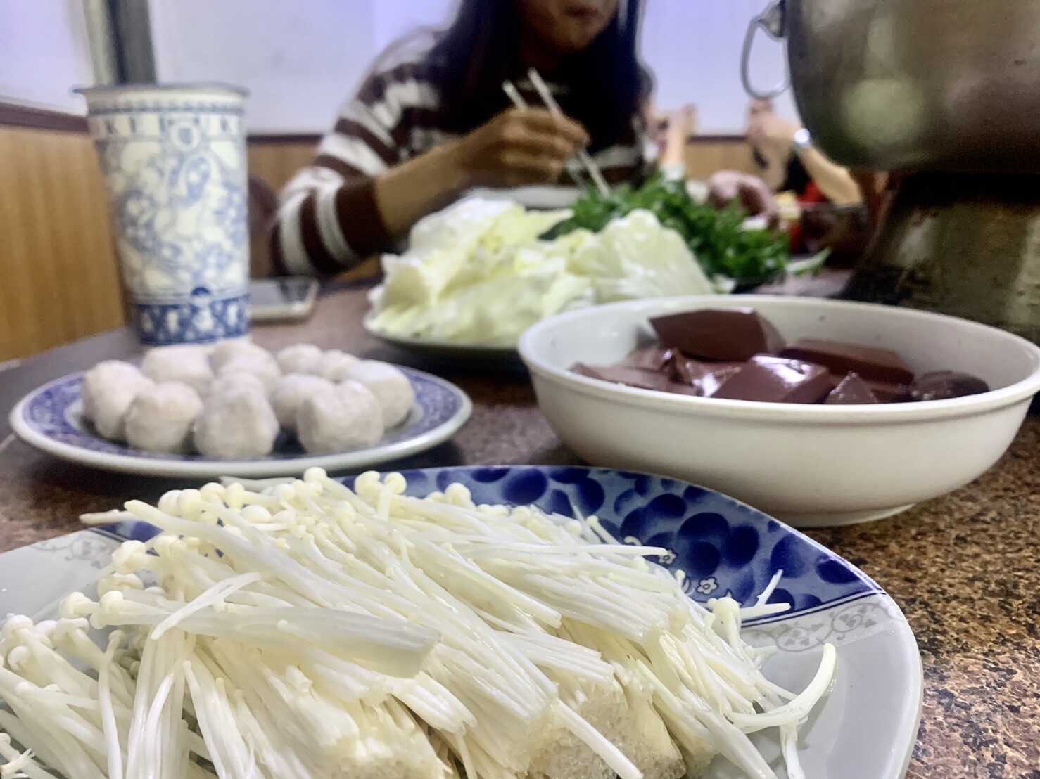 一畝田酸菜白肉鍋