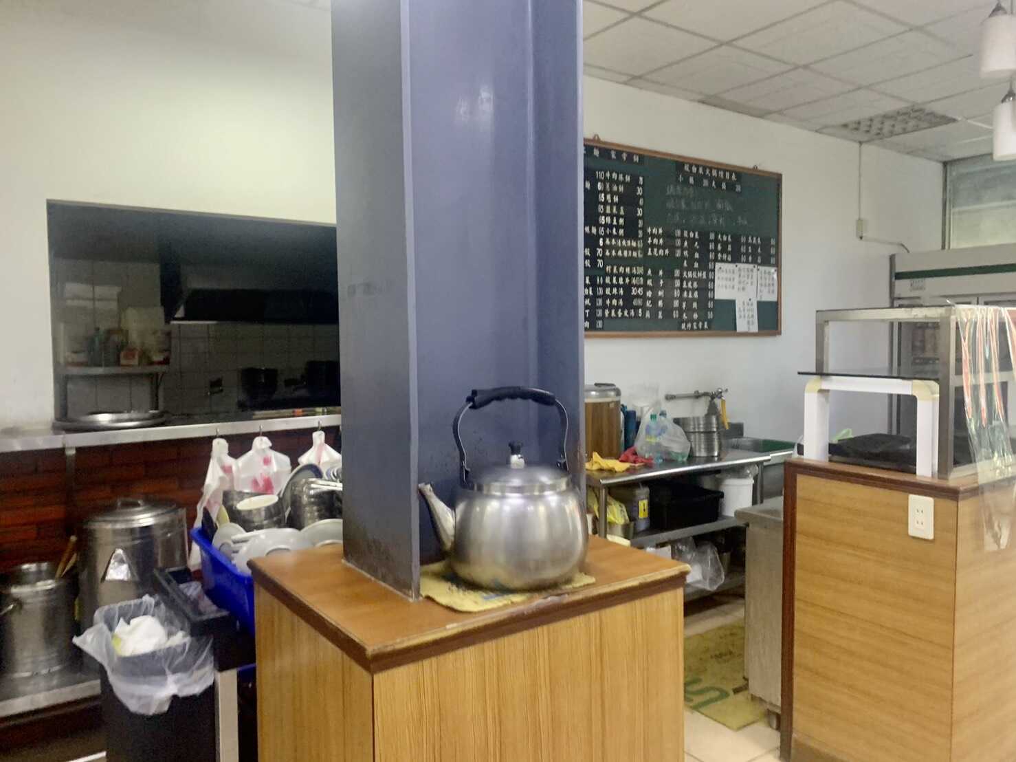 一畝田酸菜白肉鍋