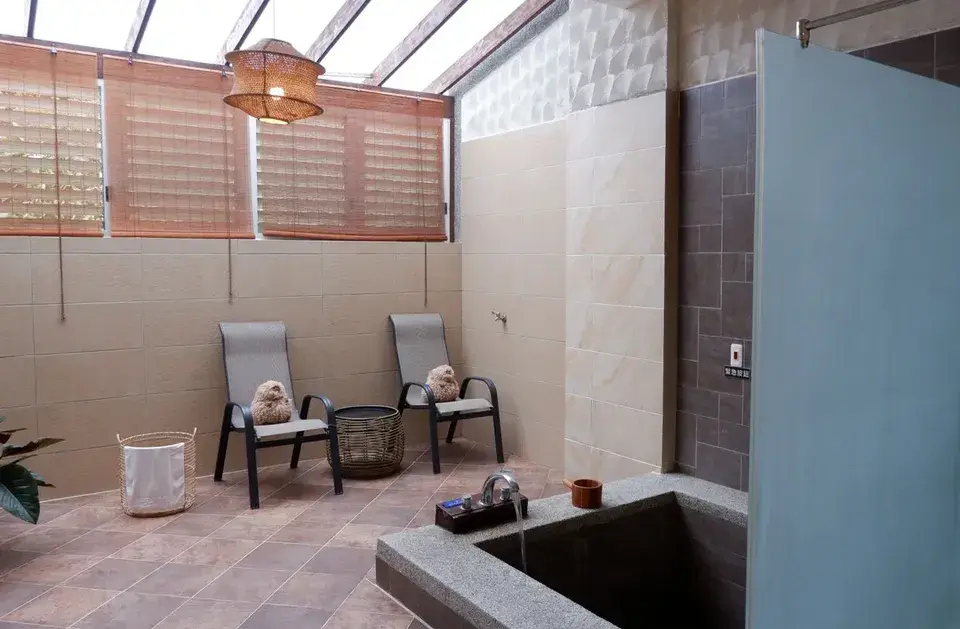 新竹露營-新月塢溫泉