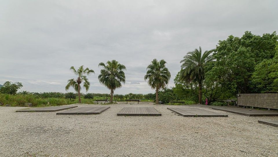 宜蘭露營-睡海邊民宿露營區