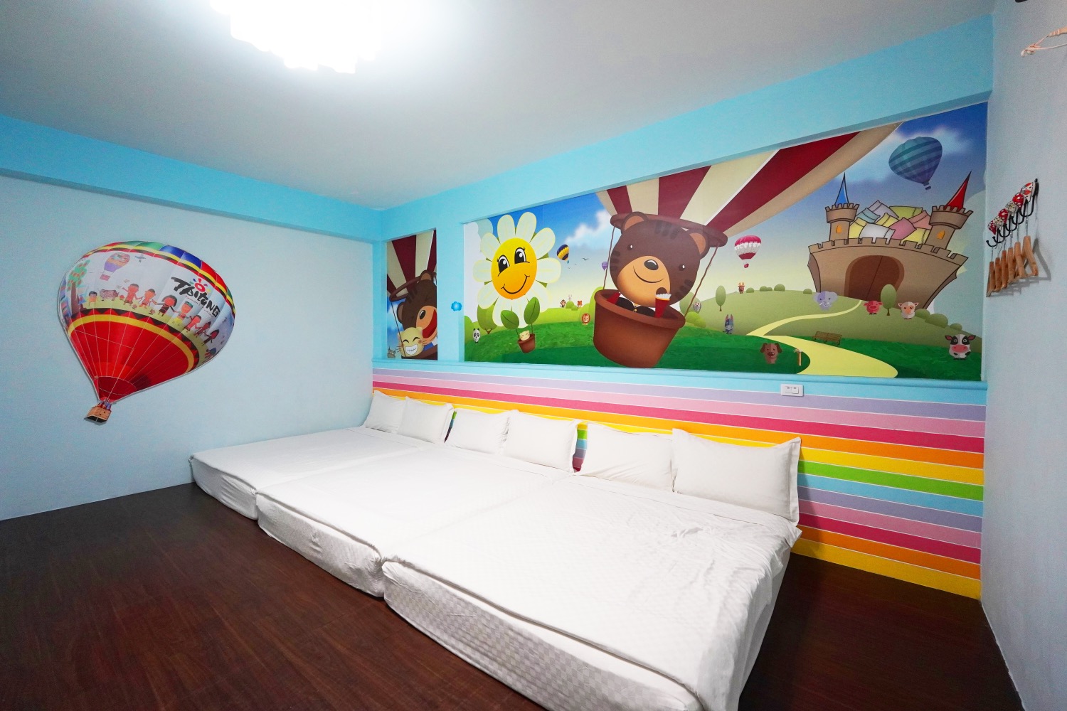 貓追熊親子民宿